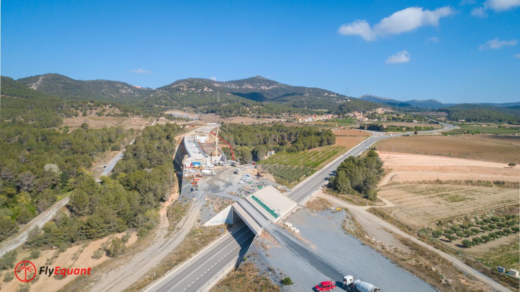 fotografía aérea de las obras del túnel del coll de l'illa